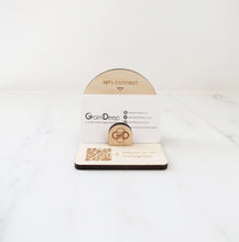 3.5 x 3.5 - Card Display with QR Code