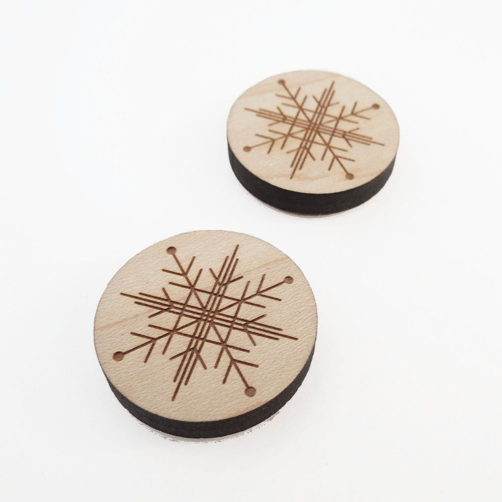 snowflake magnet set